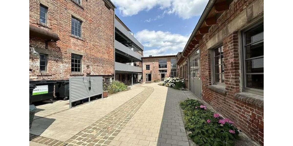 AS IMMOBILIEN: Exklusives Büro-Loft in Toplage von Idstein – 1. OG mit Aufzug & Balkon zimmer