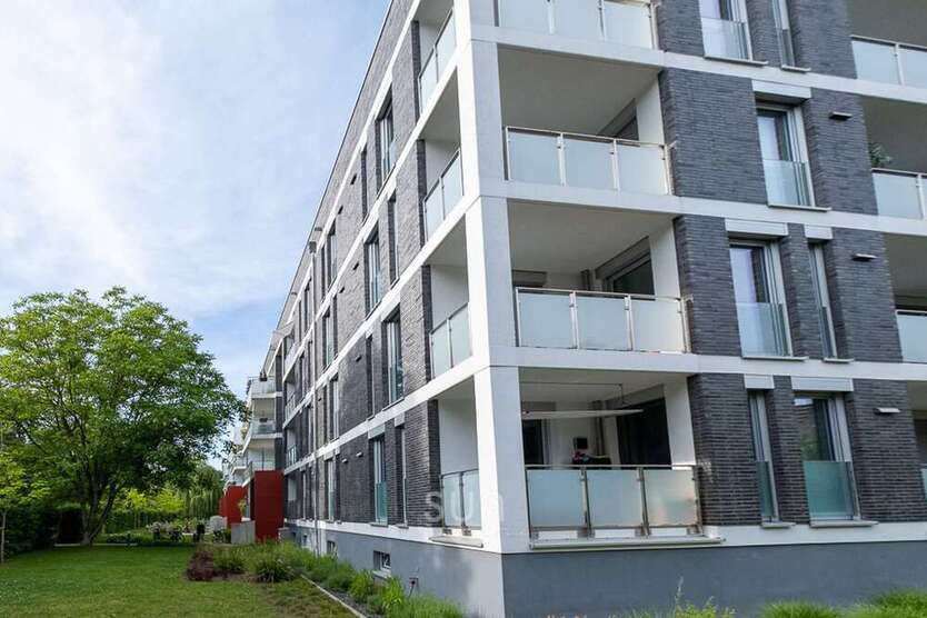 Wohnung zum Mieten in Frankfurt am Main 2.200 € 108 m²