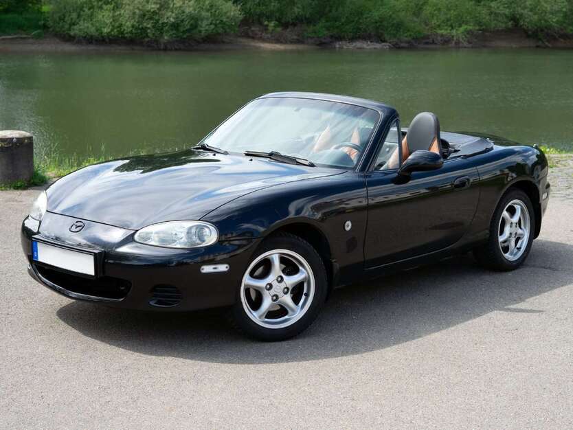 Mazda MX-5 145.000 km 4.800 € Rüsselsheim 65428