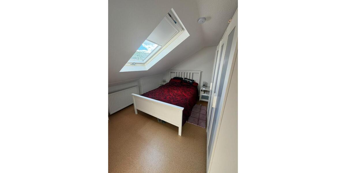 Dachgeschoßwohnung Kelkheim (Taunus) - 3 Zimmer, 60 m&sup2;, 500&euro; | Angebot:26623510