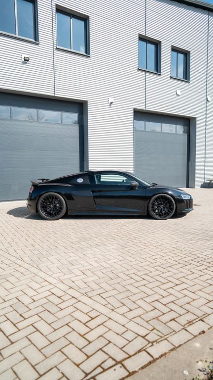 R8