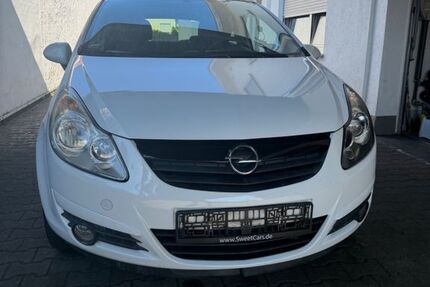 Opel Corsa 90.500 km 3.600 &euro; Rüsselsheim 65428