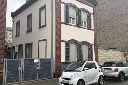 Haus zum Mieten in Frankfurt 2.150 € 120 m² 4 zimmer