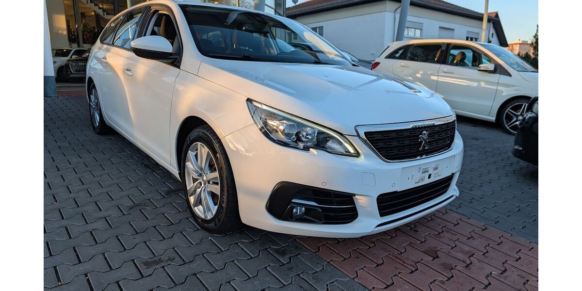 Peugeot 308 119.201 km 8.990 &euro; Mainz 55128
