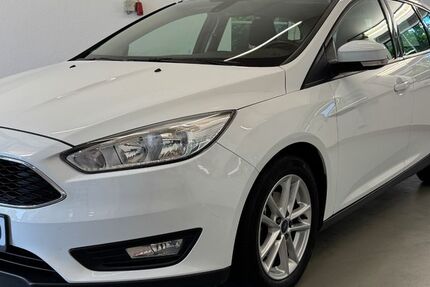 Ford Focus 60.200 km 12.500 € Taunusstein 65232