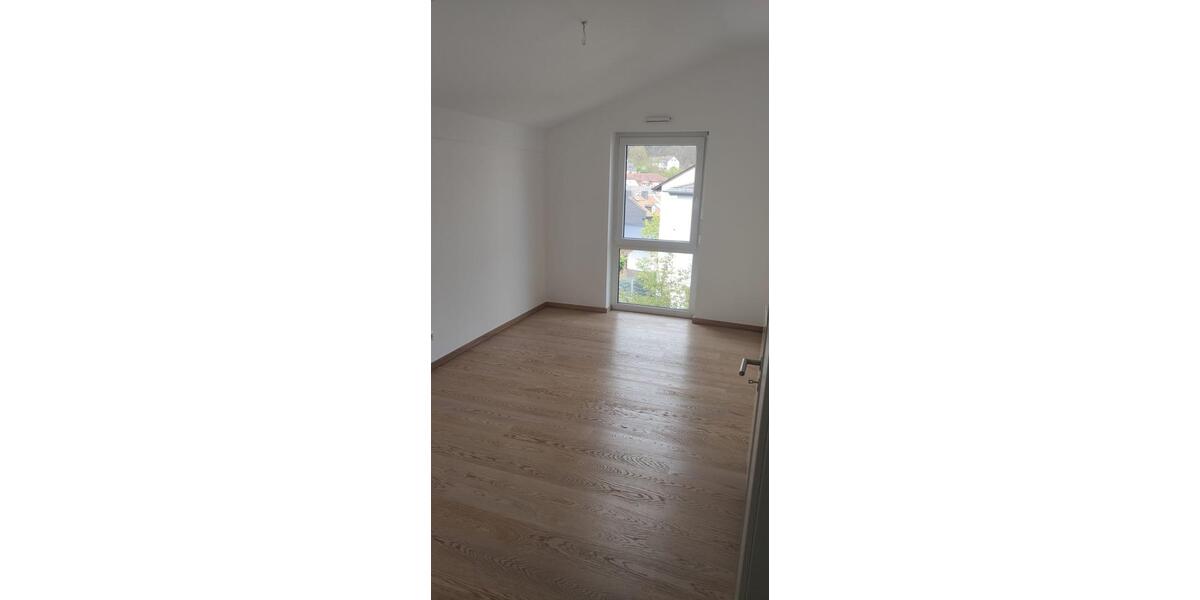 Reihenhaus Bad Schwalbach - 5 Zimmer, 130 m&sup2;, 1.430&euro; | Angebot:24550151