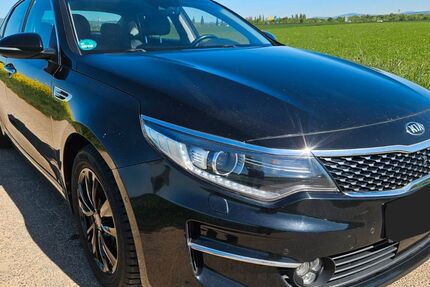 Kia Optima 238.000 km 8.900 &euro; Wiesbaden 65187