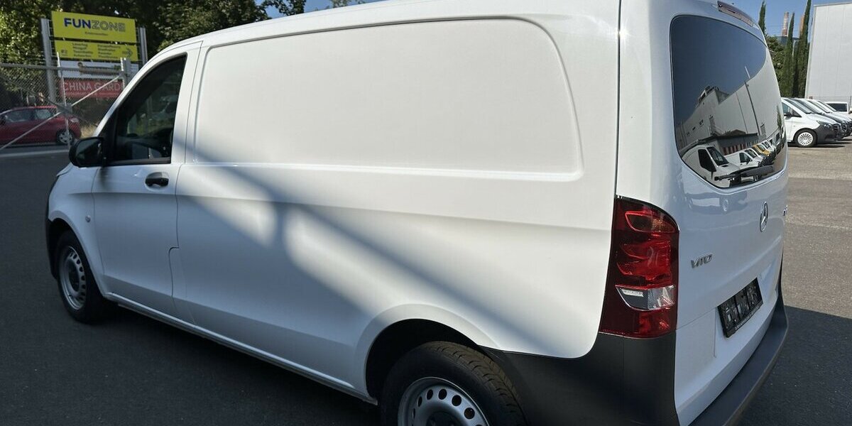 Mercedes-Benz Vito Kasten 114 CDI RWD kompakt Regaleinbau 212.097 km 15.946 &euro; Mainz 55122