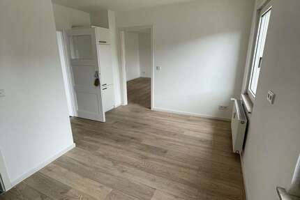 Wohnung Wiesbaden Mitte - 2 Zimmer, 78 m&sup2;, 1.200&euro; | Angebot:26902141