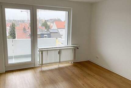 Klein + Fein = DEIN! 1 Zimmer-Wohnung mit Balkon in Griesheim, Wannenbad, Aufzug 1 zimmer