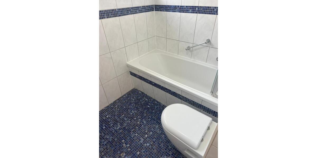 Etagenwohnung Wiesbaden Südost - 2 Zimmer, 70 m&sup2;, 1.235&euro; | Angebot:25968227