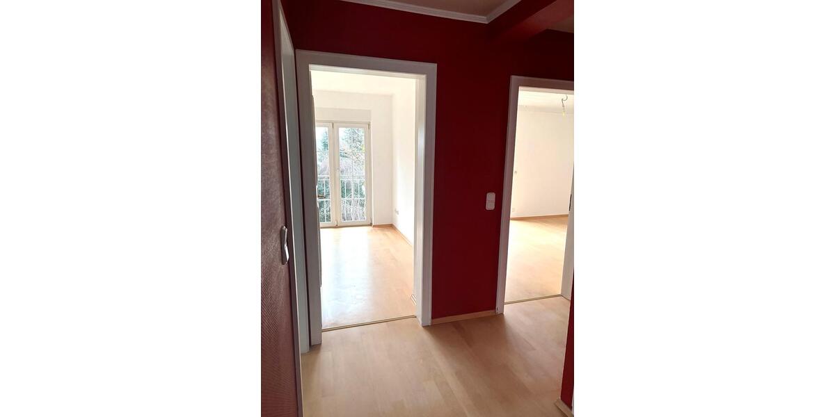 Wunderschöne, helle 4-Zimmer-Wohnung mit Ausblick ins Grüne 4 zimmer