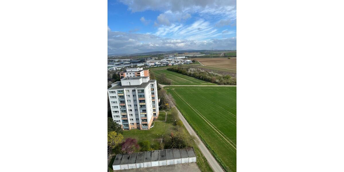 Etagenwohnung Hochheim am Main - 2 Zimmer, 61 m&sup2;, 180.000&euro; | Angebot:27068474