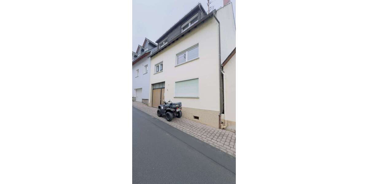 Einfamilienhaus Oestrich-Winkel Winkel - 7 Zimmer, 150 m&sup2;, 1.400&euro; | Angebot:25642924