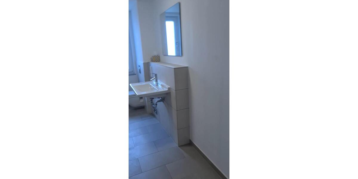 Etagenwohnung Wiesbaden Südost - 3 Zimmer, 95 m&sup2;, 1.700&euro; | Angebot:25233674