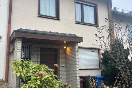 Haus Hofheim am Taunus - 5 Zimmer, 177 m&sup2;, 530.000&euro; | Angebot:27222703