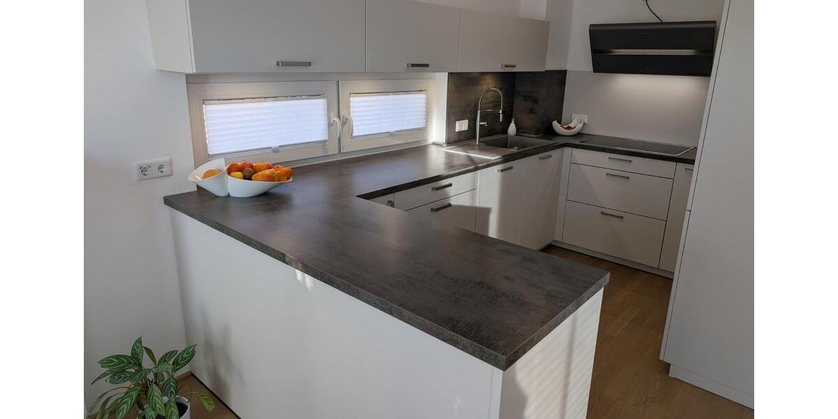 wunderschöne Maisonettewohnung mit Tiefgarage *provisionsfrei* 4.5 zimmer