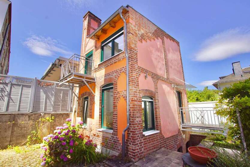 Haus zum Mieten in Wiesbaden 1.260 € 85 m²