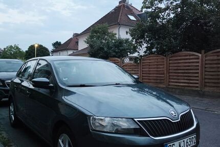 Skoda Rapid 124.947 km 8.490 &euro; Rüsselsheim 65428