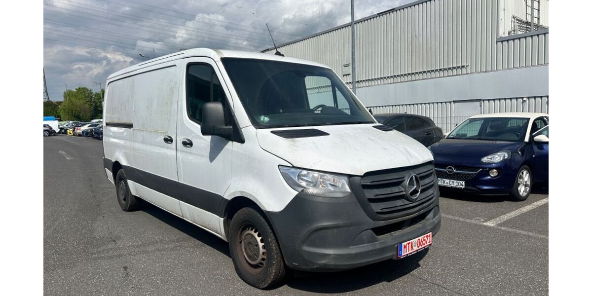 Mercedes-Benz Sprinter 255.000 km 12.900 &euro; Flörsheim 65439