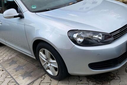 VW Golf 97.000 km 6.399 &euro; Eppstein 65817