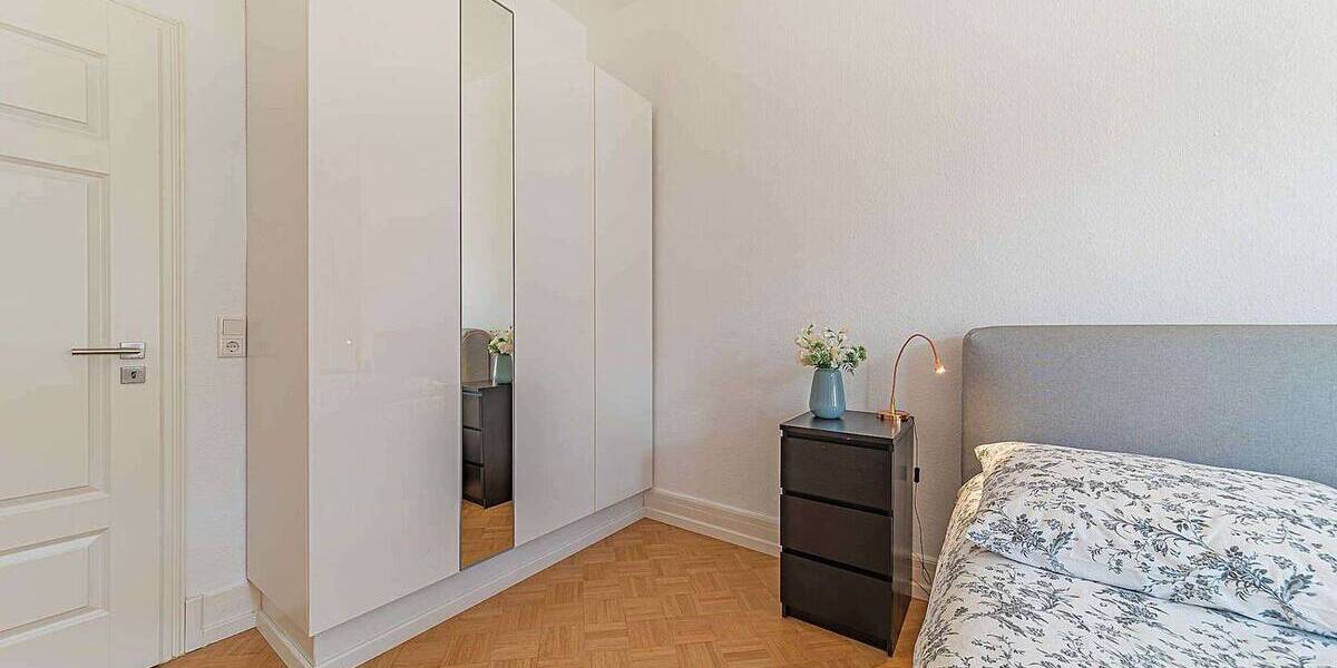 Etagenwohnung Frankfurt am Main Bockenheim - 3 Zimmer, 90 m&sup2;, 2.400&euro; | Angebot:26803848