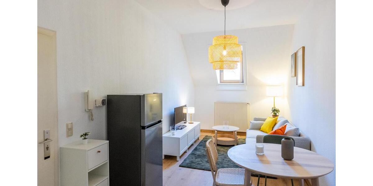 Dachgeschoßwohnung Wiesbaden Südost - 2 Zimmer, 42 m&sup2;, 795&euro; | Angebot:26338111