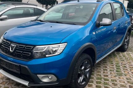 Dacia Sandero 75.400 km 7.999 &euro; Mainz 55129
