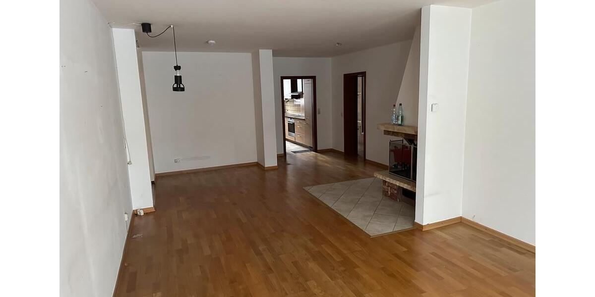 Hochparterre Niedernhausen - 4 Zimmer, 107 m&sup2;, 305.000&euro; | Angebot:26693637
