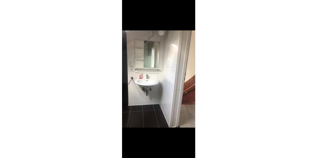 Helle 2-Zimmer-Wohnung mit Balkon in Schlangenbad zu vermieten 2 zimmer