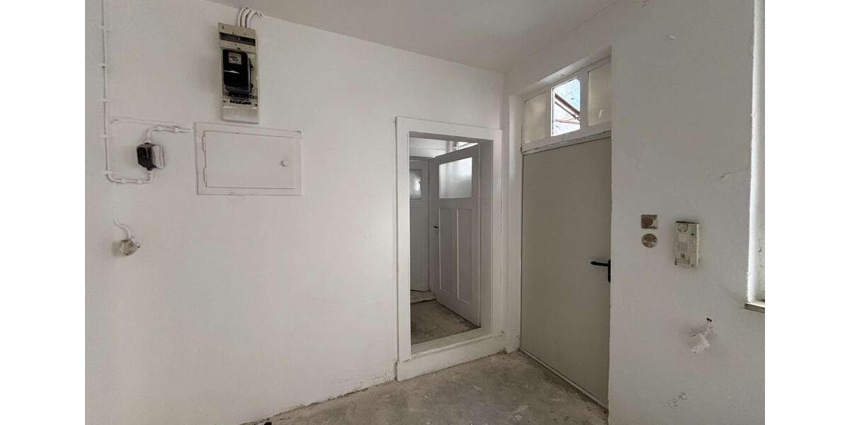 Sofort verfügbare Lagerfläche 113 m² – zentral in Mainz-Kastel zimmer