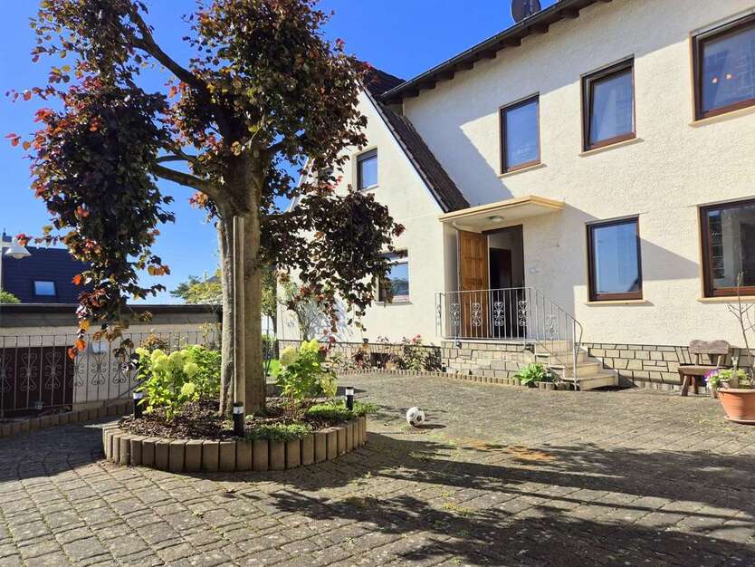 Haus zum Mieten in Wiesbaden Freudenberg 2.200 € 143 m² 4 zimmer