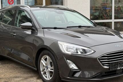 Ford Focus 50.000 km 12.500 &euro; Wiesbaden 65203