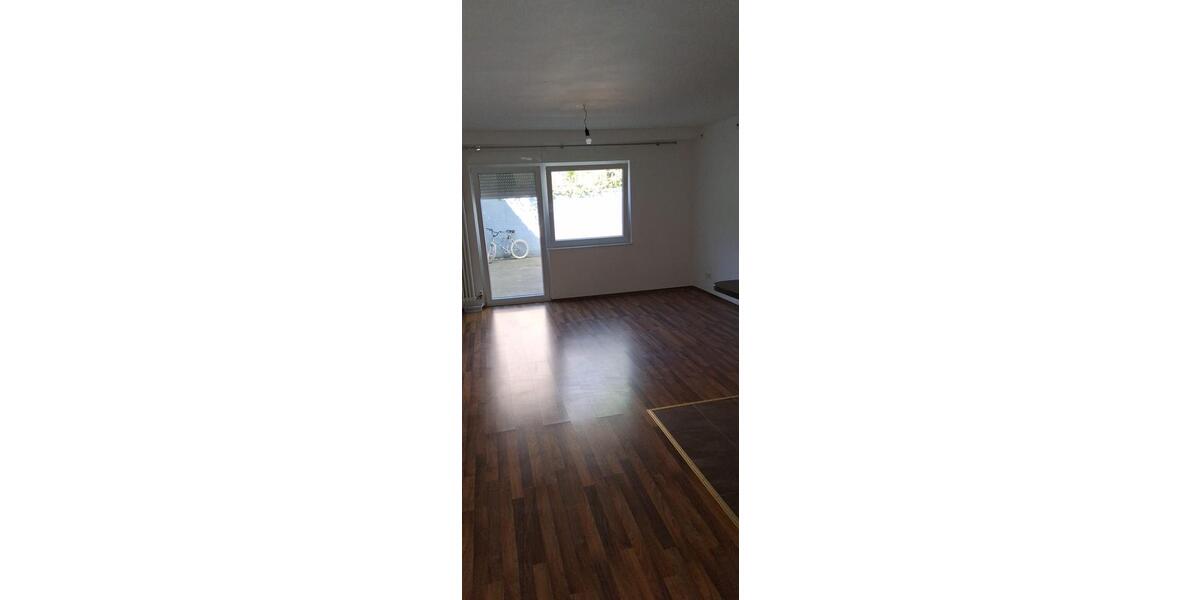 Etagenwohnung Eschborn - 2 Zimmer, 45 m&sup2;, 750&euro; | Angebot:26373430