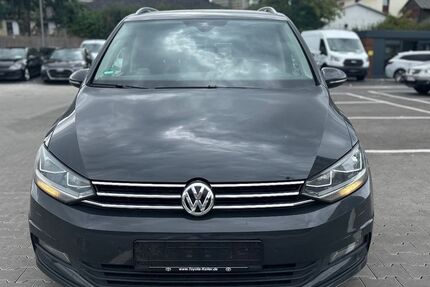 VW Touran 266.000 km 9.399 &euro; Taunusstein 65232