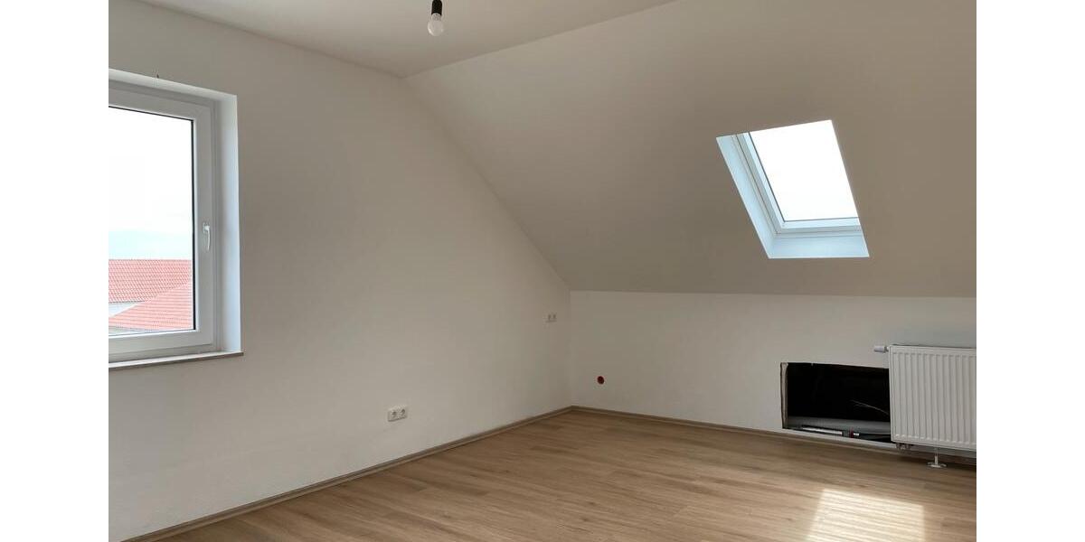 DHH in Hofheim-Wallau ab 01.04.2026 zu vermieten! 5 zimmer