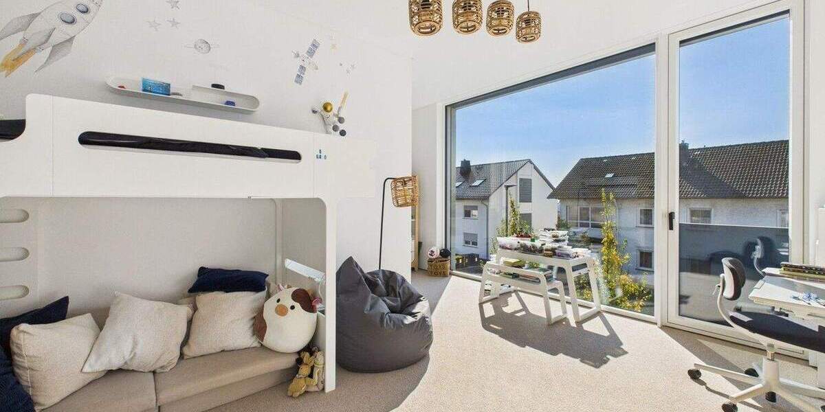 Einfamilienhaus Wiesbaden Nordenstadt - 6 Zimmer, 251 m&sup2;, 1.998.000&euro; | Angebot:25743072