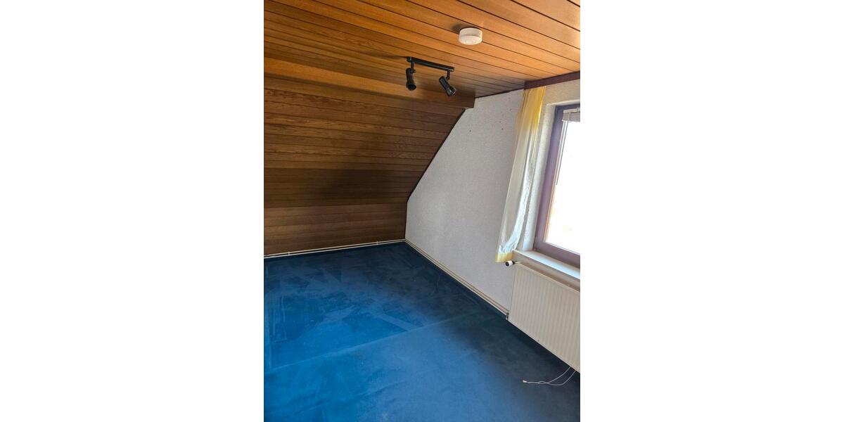 Etagenwohnung Wiesbaden Mainz-Kostheim - 5 Zimmer, 130 m&sup2;, 330.000&euro; | Angebot:27429708