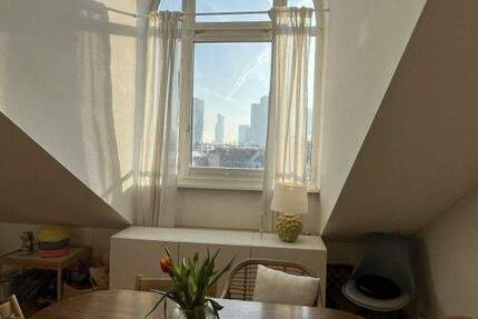 Wohnung Frankfurt am Main Bockenheim - 3 Zimmer, 80 m&sup2;, 1.400&euro; | Angebot:25703538