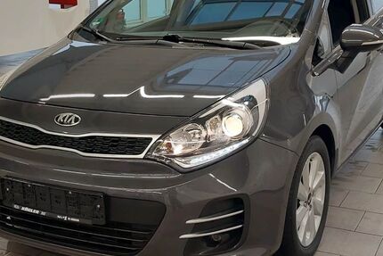 Kia Rio 121.000 km 7.100 &euro; Taunusstein 65232