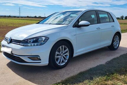 VW Golf 43.000 km 18.200 € Bad Soden 65812