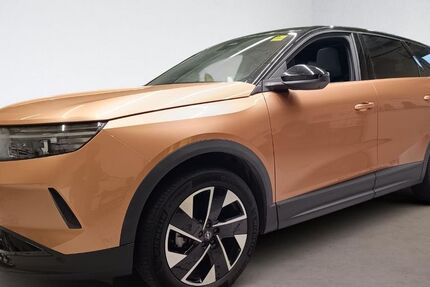 Opel Grandland (X) 48.500 km 29.900 &euro; Rüsselsheim 65428