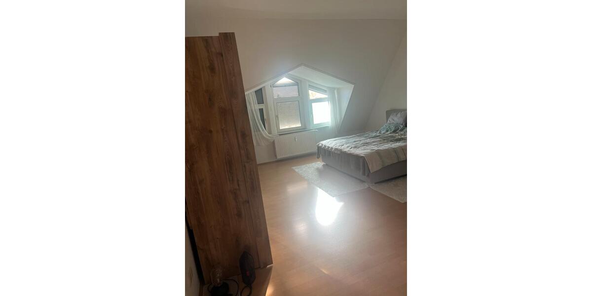 Etagenwohnung Frankfurt am Main Bockenheim - 2 Zimmer, 80 m&sup2;, 1.720&euro; | Angebot:26681498