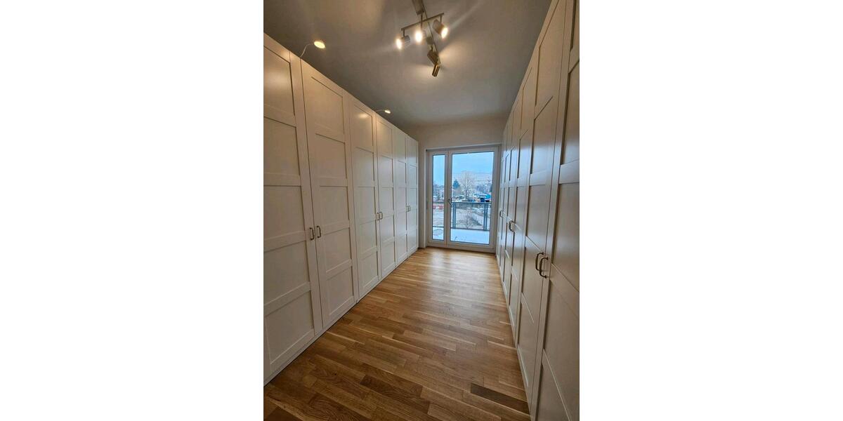 Erdgeschoßwohnung Frankfurt am Main Bockenheim - 3 Zimmer, 100 m&sup2;, 1.850&euro; | Angebot:25222692