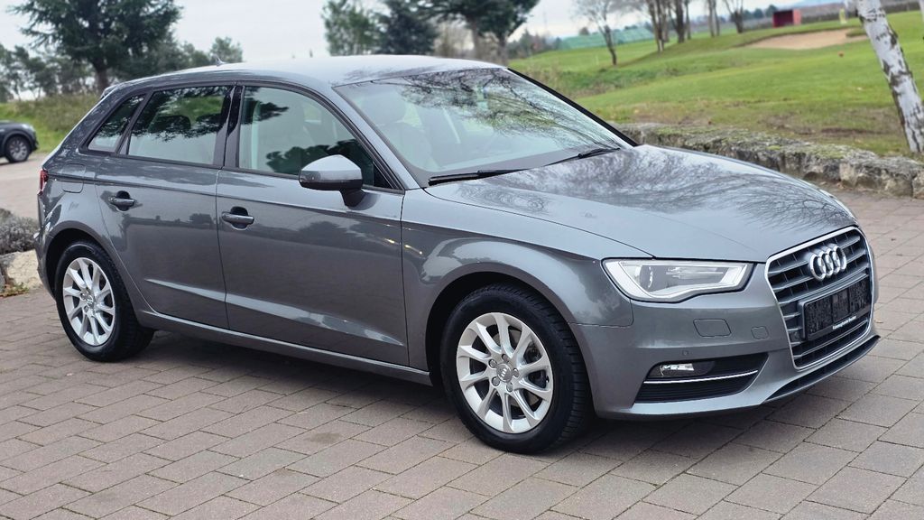 Audi A3 180.000 km 11.980 &euro; Büttelborn 64572