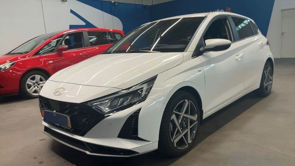 i20