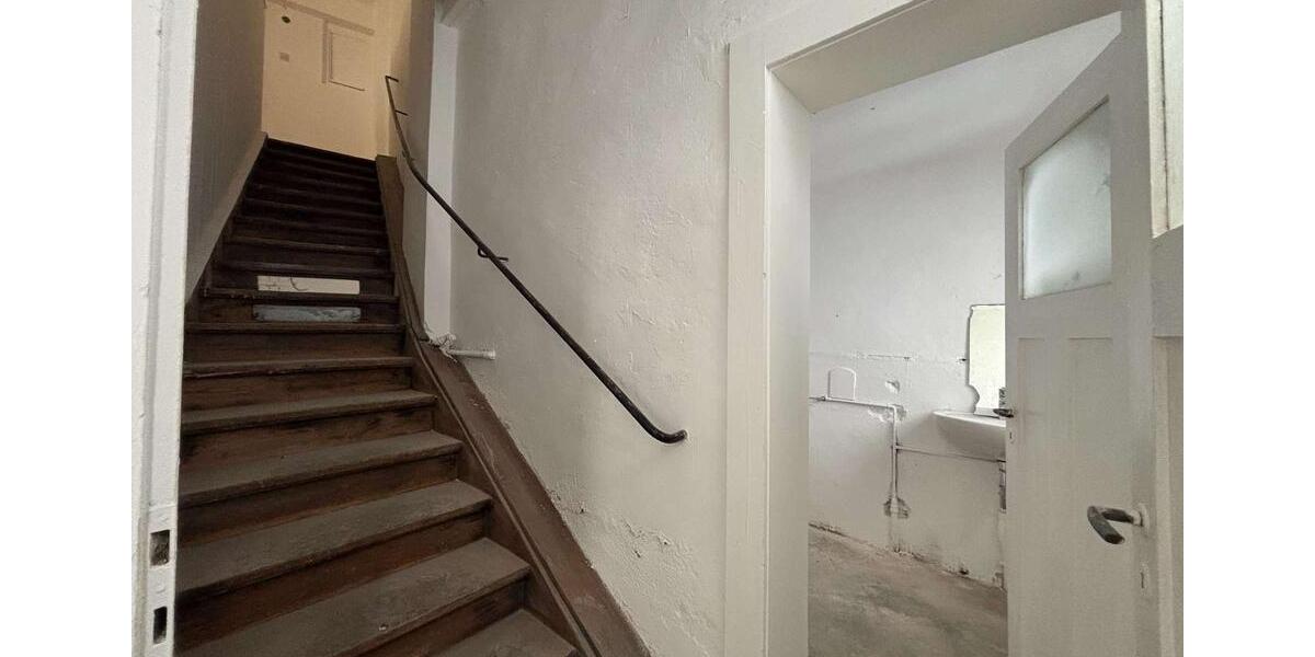 Sofort verfügbare Lagerfläche 113 m² – zentral in Mainz-Kastel zimmer