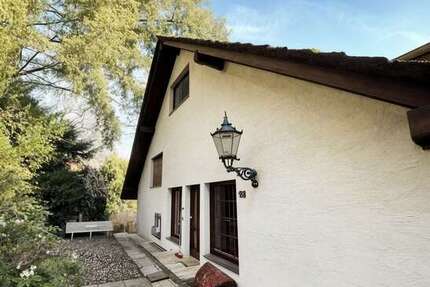 Haus Bad Schwalbach - 8 Zimmer, 251 m&sup2;, 495.000&euro; | Angebot:26299874