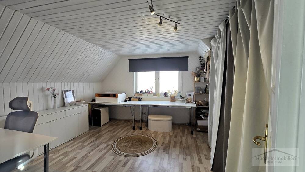 Einfamilienhaus Taunusstein / Neuhof Neuhof - 8 Zimmer, 224 m&sup2;, 749.000&euro; | Angebot:26218735