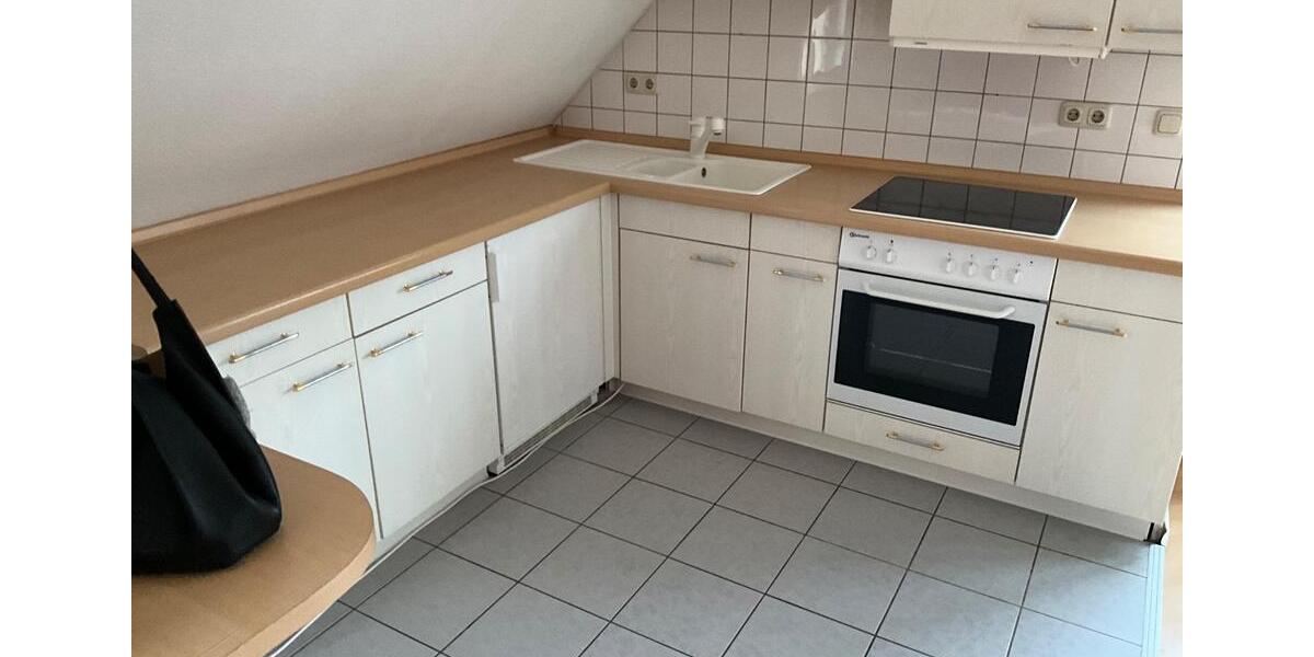 Gepflegte 2-Zimmer Wohnung mit Stellplatz 2 zimmer